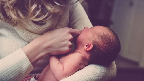 Doğum izni artıyor